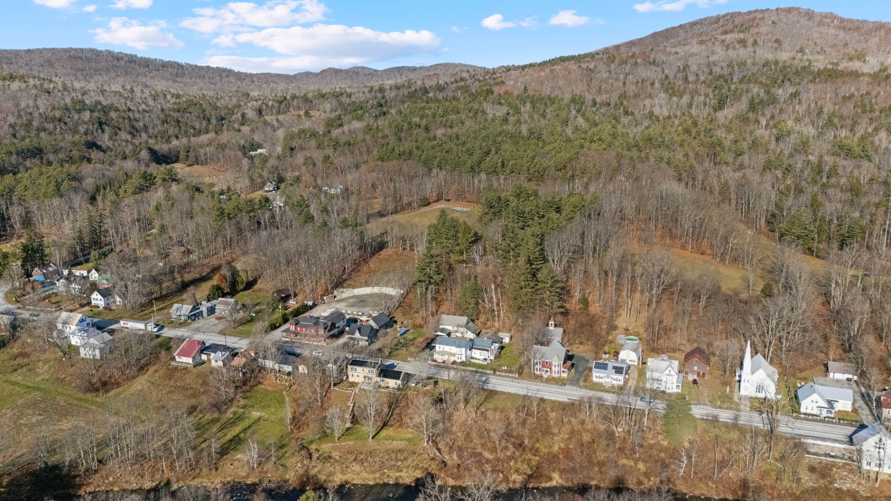 Bridgewater Living property in a peaceful Vermont setting